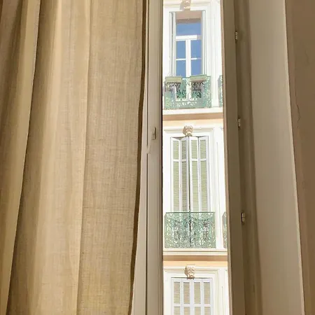 Cannes: Superbe X3 Personnes, Position! * Cannes