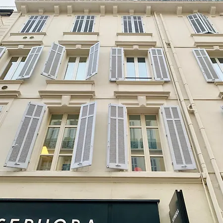 Cannes: Superbe X3 Personnes, Position!